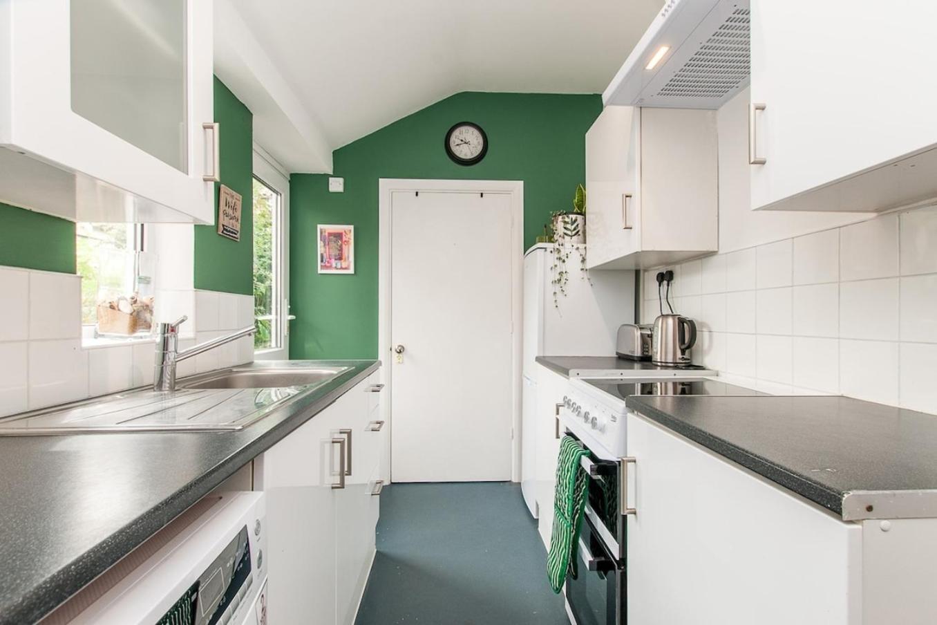 Magdala Cottage -Village Location- Dog Friendly Бродстейрс Экстерьер фото